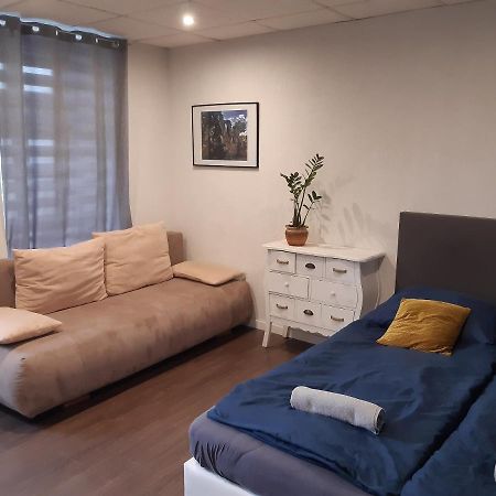 Ady Apartman Tata Exteriör bild